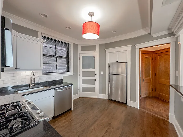 1940 W Berenice Ave #3 — Photo 3