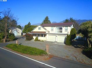 15499 Oceanview Dr, Brookings, OR 97415