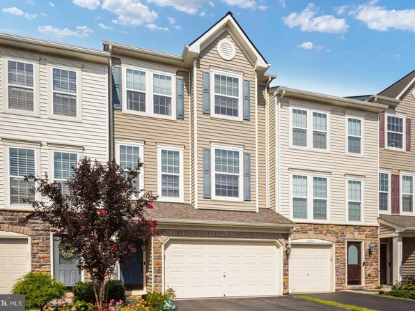 25151 Sweet Myrtle Sq, Aldie, VA 20105