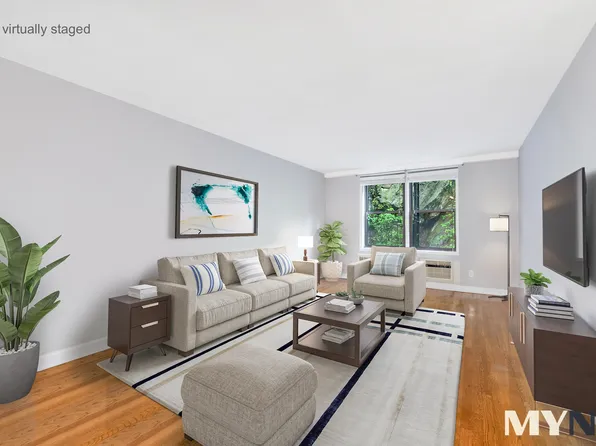 5235 Post Road image 1 of 9