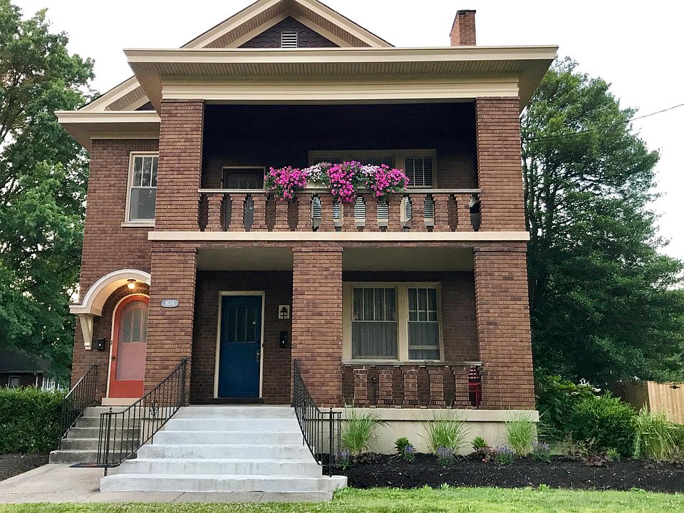 1st image of 1634 Cedar Ave #200