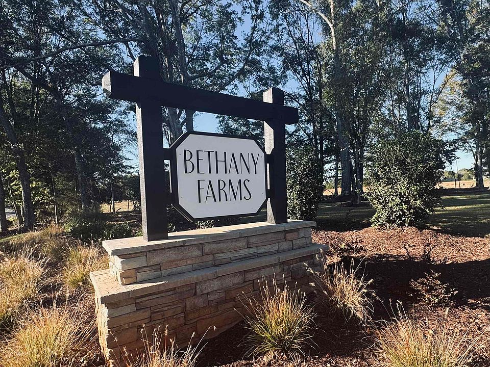 2nd image of 105 Birch Horizon Ave Homesite 66