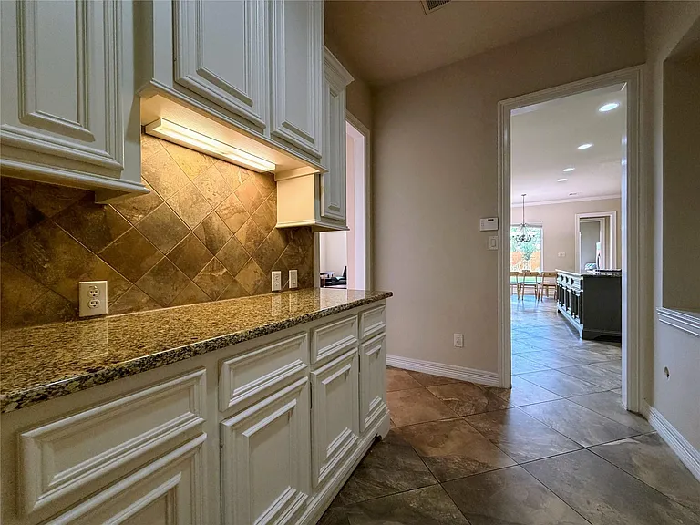 4702 Payton Chase Ln — Photo 19