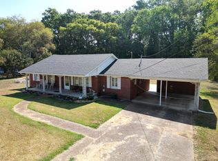 1011 Frankfort Rd, Tuscumbia, AL 35674