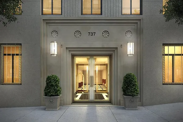 Sold by Corcoran | media 17