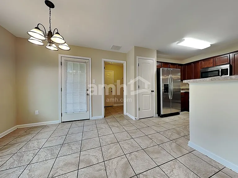 10185 Sorrento Pl — Photo 4