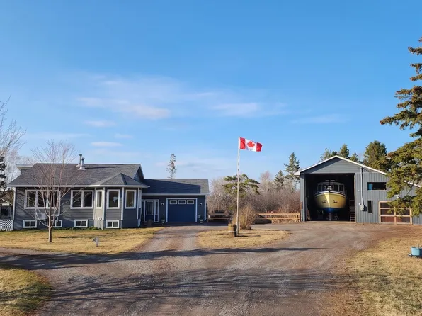 615 New Rd, Pictou, NS B0K 1N0