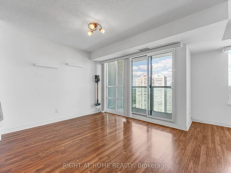 208 Enfield Pl #2902 — Photo 18