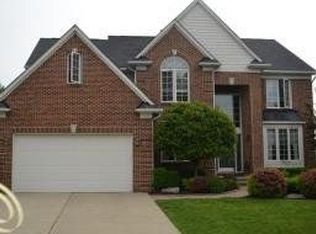 1226 Tulberry Cir, Rochester, MI 48306