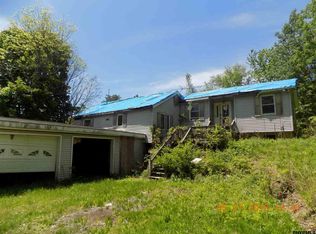 122 Stone Quarry Rd, Halfmoon, NY 12065