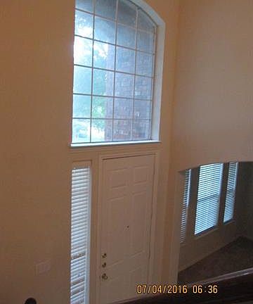 3rd image of 8205 Skyridge Dr