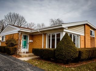 10818 Windsor Dr, Westchester, IL