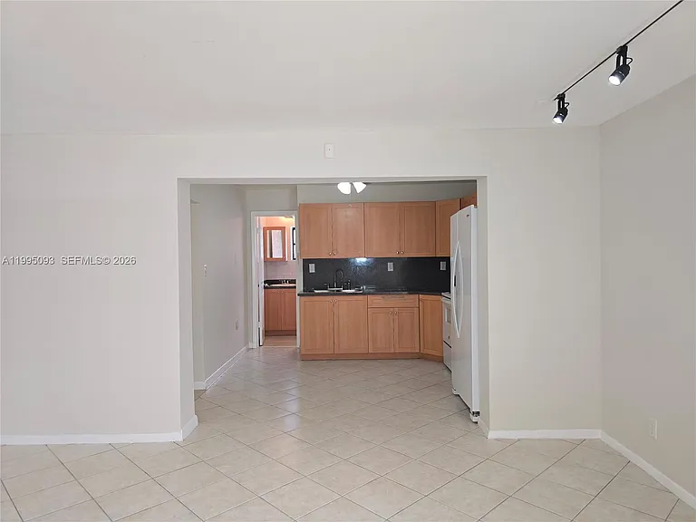 1723 Thomas St #3 — Photo 4