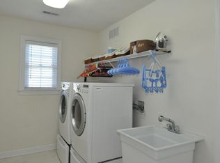519 Vespasian Cir, Chesapeake, VA 23322