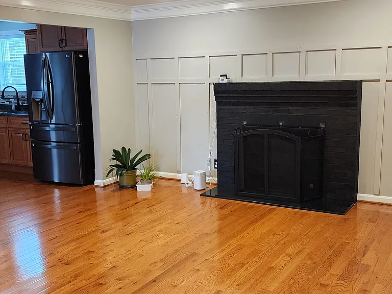 1207 Meadow View Rd — Photo 5