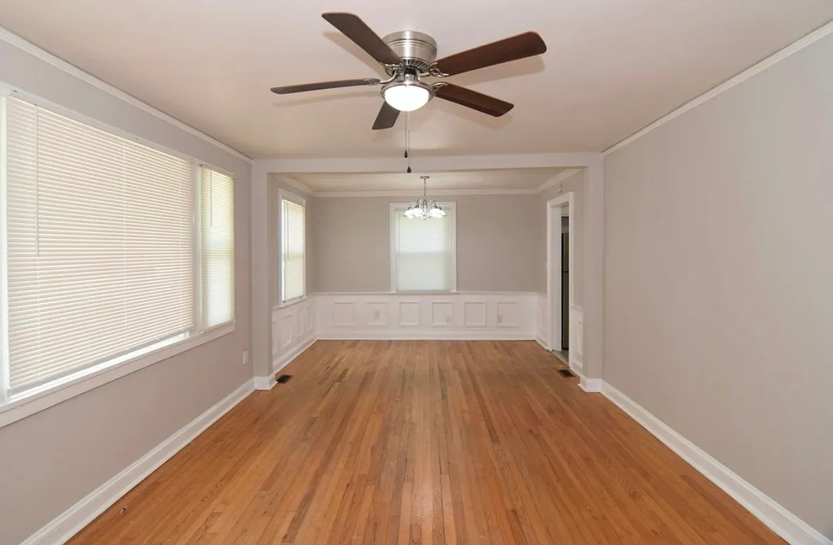3 bed, 1000 sqft, $1,250 — Photo 3