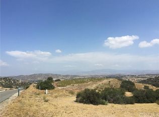 23395 Sky Mesa Rd, Homeland, CA 92548