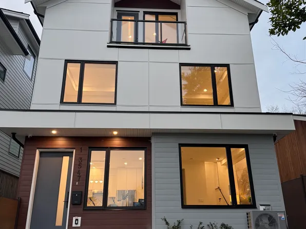 3547 Georgia St E #1, Vancouver, BC V5K 2L9