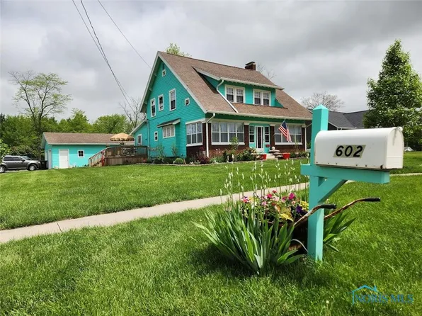 602 W Main St, Fayette, OH 43521