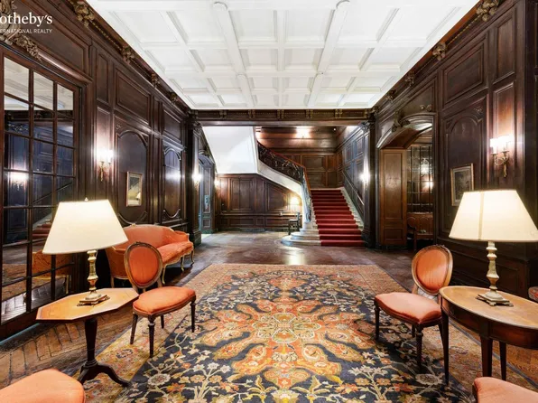 11 East 73rd Street image 2 of 17