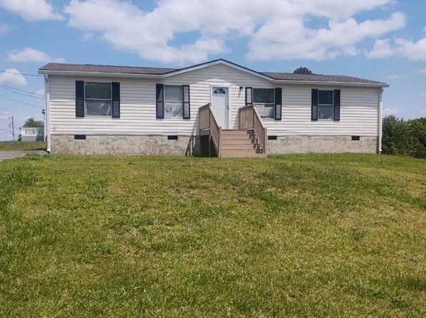 613 Appaloosa Dr, Tunnel Hill, GA 30755