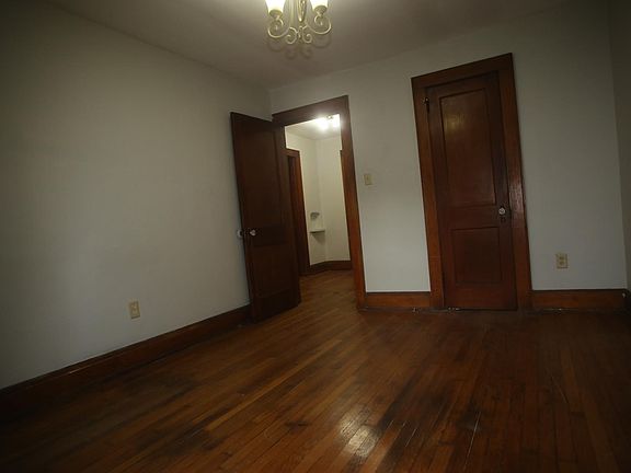 4th image of 3909 Bonny Oaks Dr
