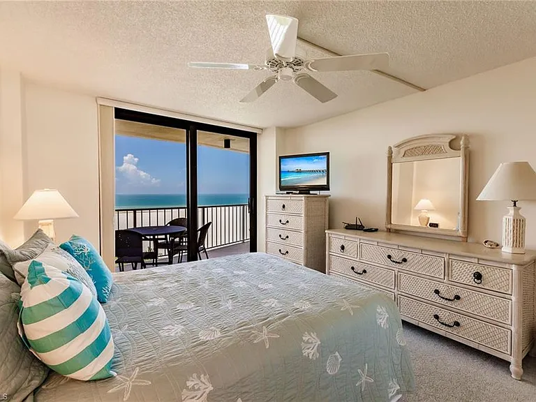 260 Seaview Ct #904 — Photo 18