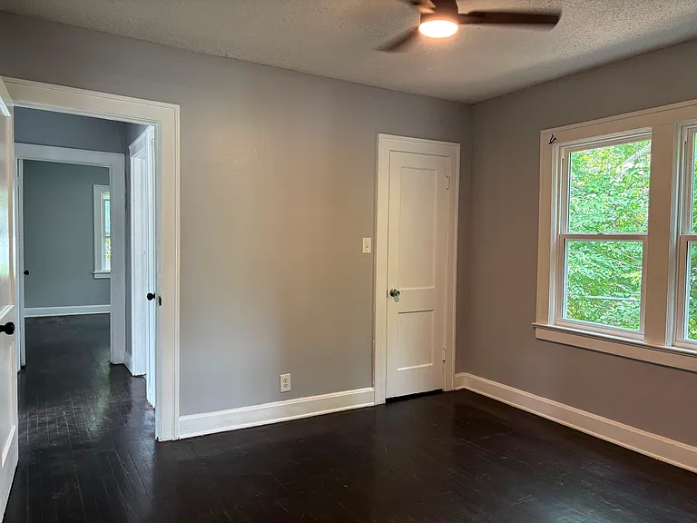 6632 Brooklyn Ave — Photo 10