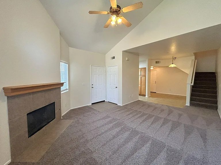 1555 Orange Ave #403 — Photo 7