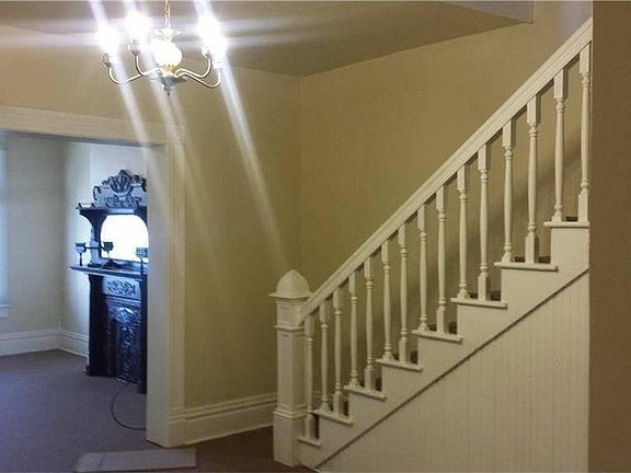2nd image of 523 Railroad Ave