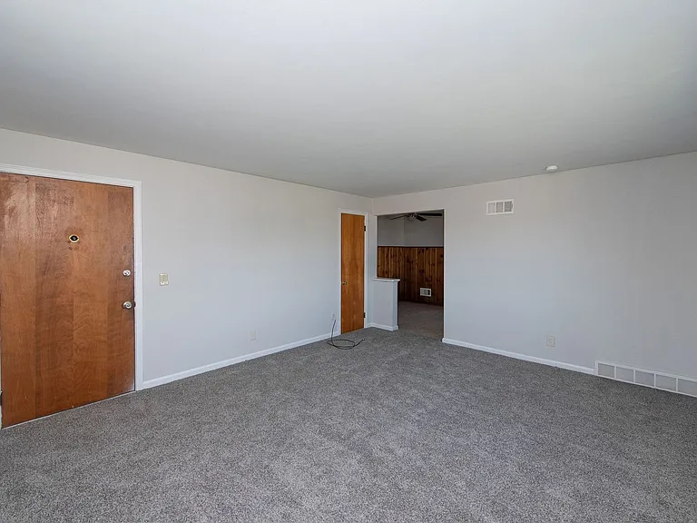 2739llc- W. North Bend Rd 2739 — Photo 10