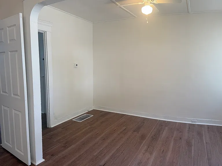 216 High St — Photo 3