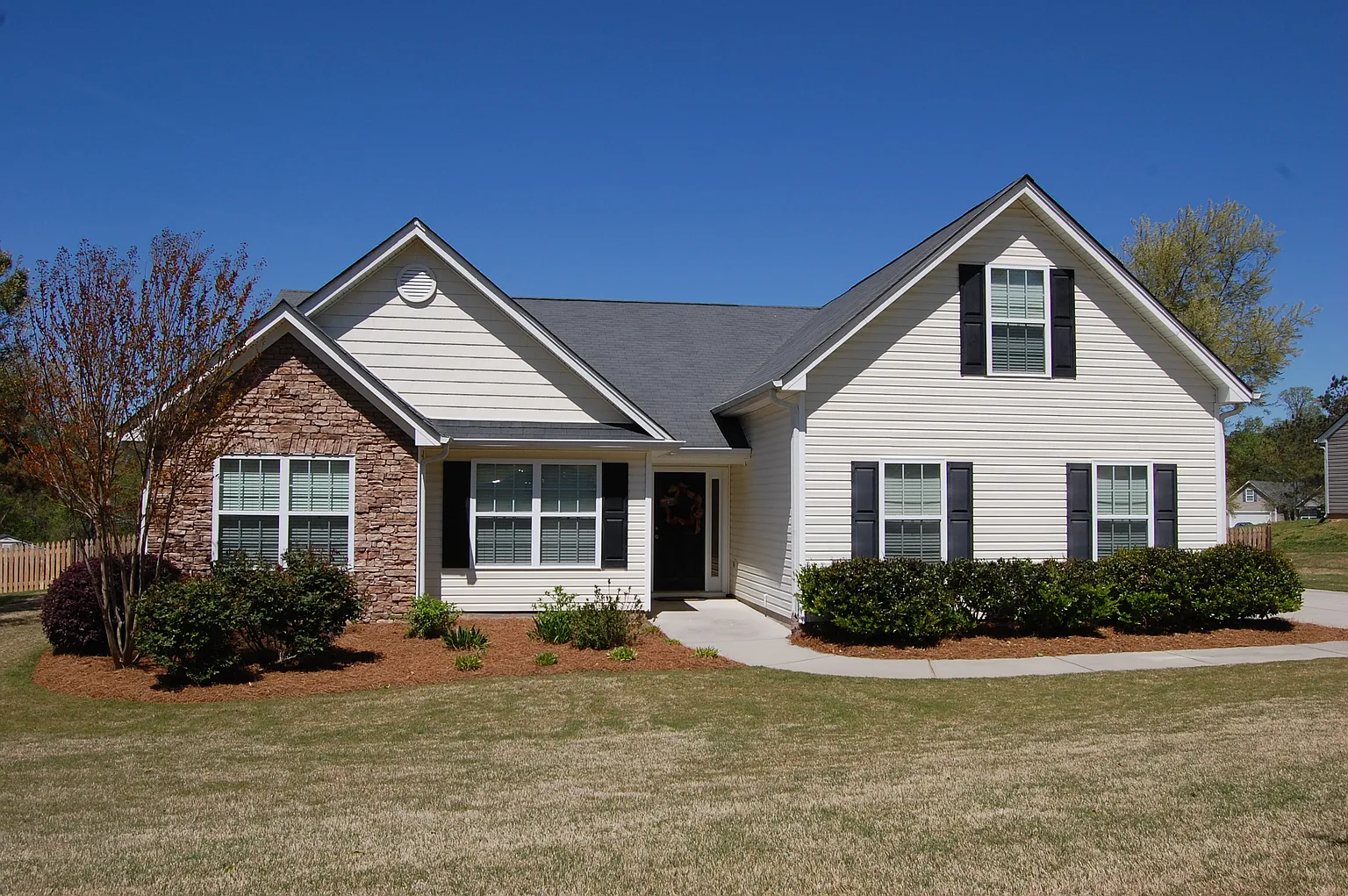 1153 Otis Dr photo 1