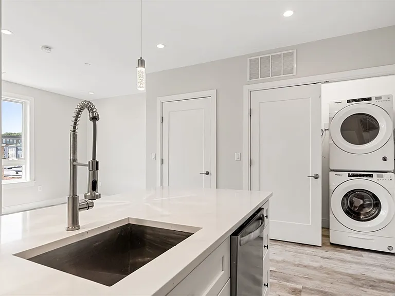 1457 Tremont St #503 — Photo 6