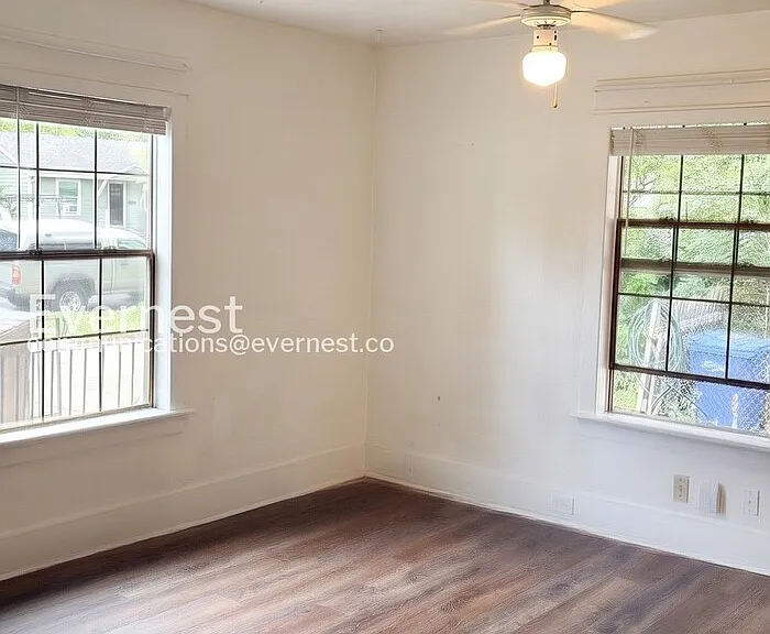 801 Smith St — Photo 12