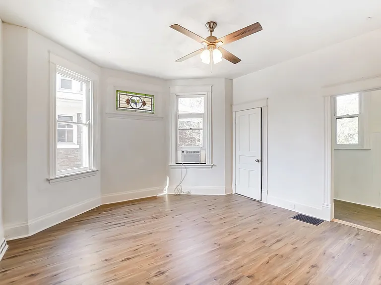 2854 Shaffer Ave — Photo 14