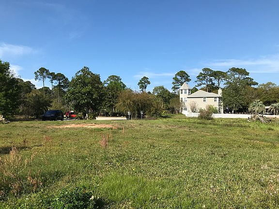 4th image of 4729 Marina Dr