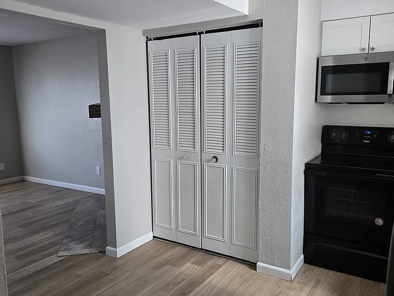 2343 Shawnee Dr — Photo 18
