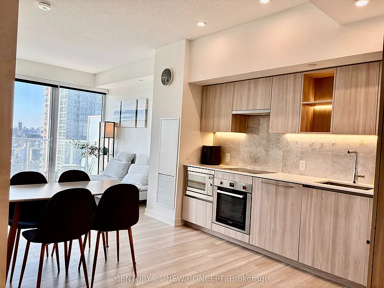17 Bathurst St #3108 — Photo 6