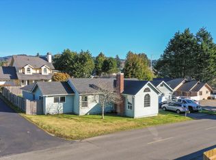 1116 Easy St, Brookings, OR 97415