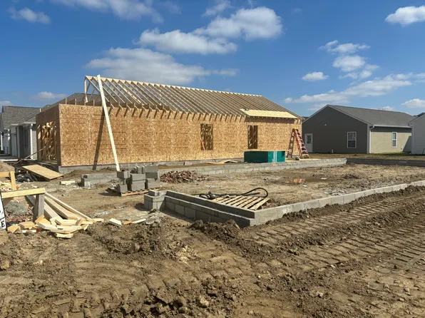 1429 Wigwam Ln, Martinsville, IN 46151