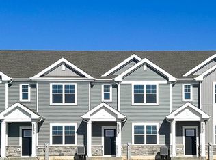 2233 Riesling Rd, Oswego, IL 60543