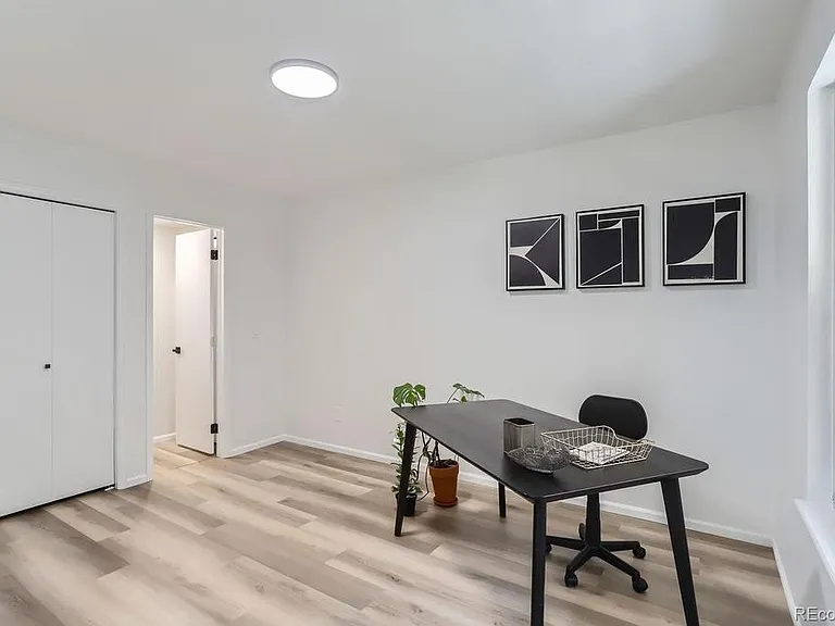 12172 Bannock Cir #B — Photo 6