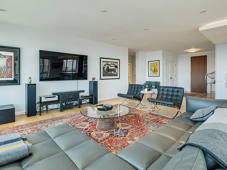 1200 California St #19D — Photo 4