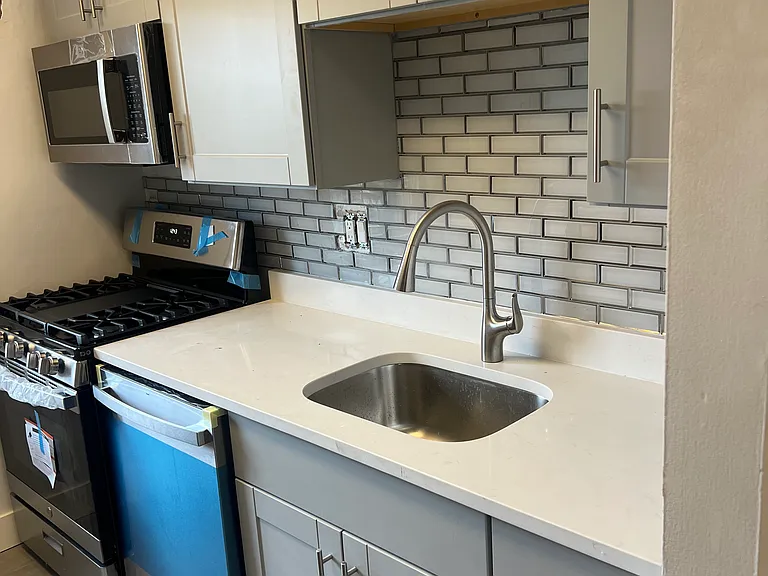 9481 Fairfax Blvd #203 — Photo 11