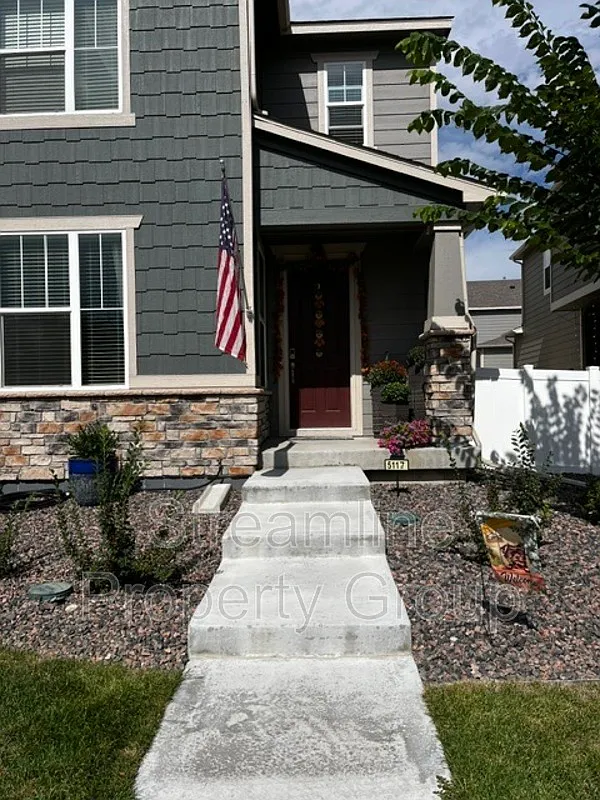 3 bed, 2.0 bath, 1773 sqft, $2,999 — Photo 1