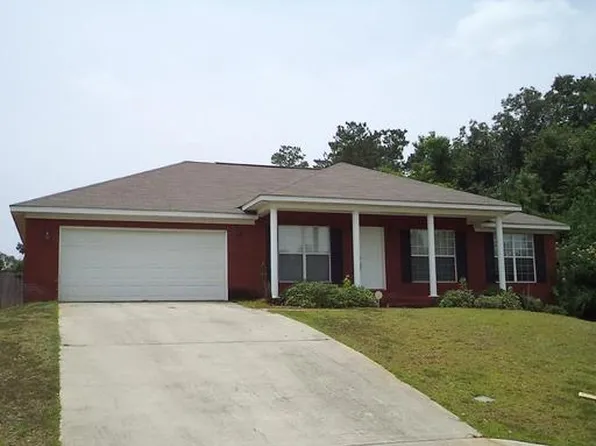 102 Mohegan Dr, Enterprise, AL 36330