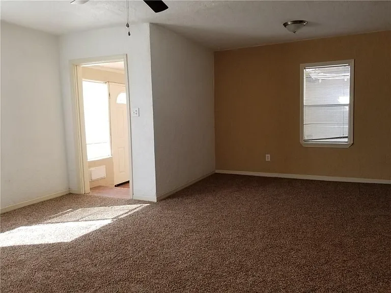 353 Lafayette Dr #1 — Photo 3