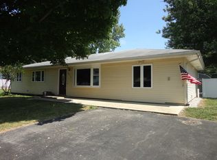 8014 Marston Dr, Fort Wayne, IN 46835
