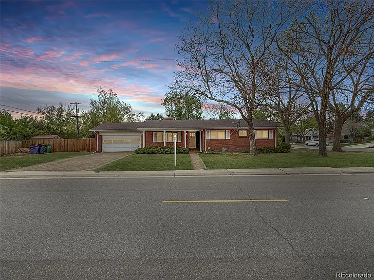1695 E Cornell Ave — Photo 24